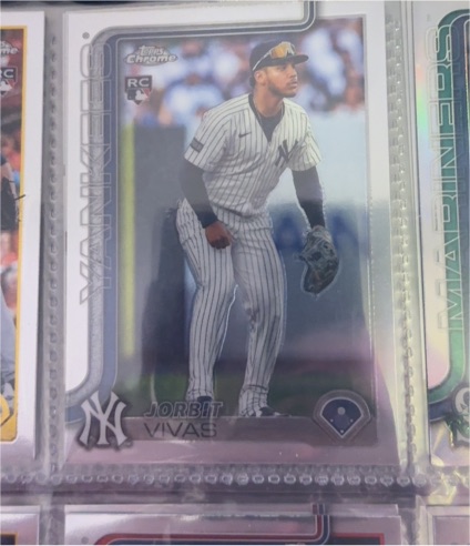 2025 Topps Chrome Update #USC113 Jorbit Vivas — front