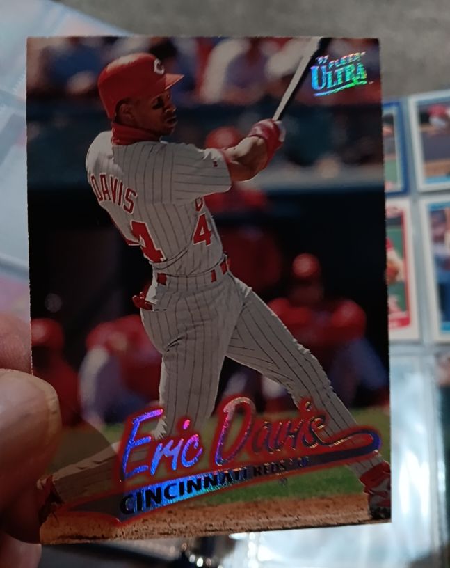 1997 Ultra #Eric Davis — front