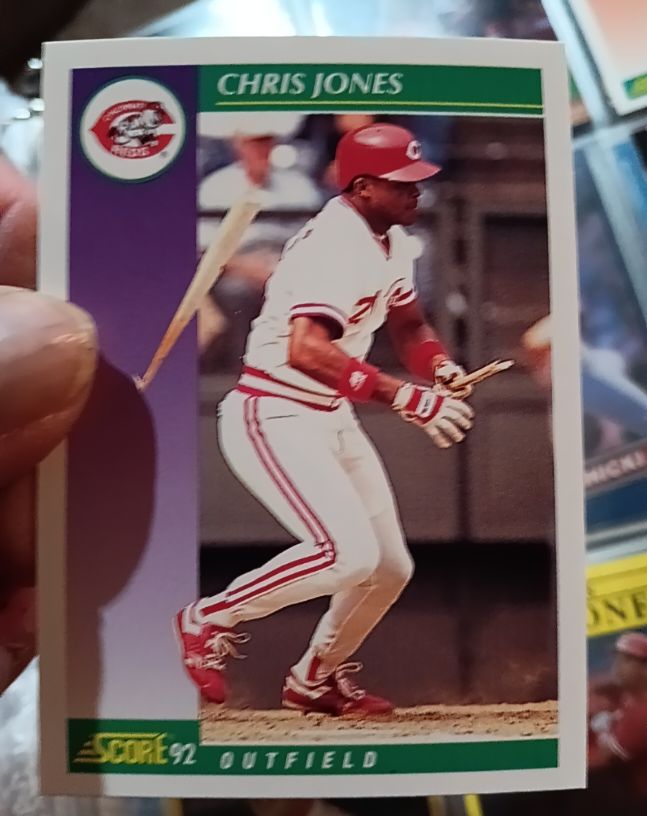 1992 Score #811 Chris Jones — front
