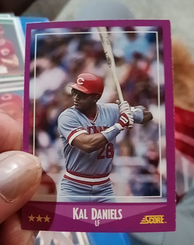 1988 Score #86 Kal Daniels — front