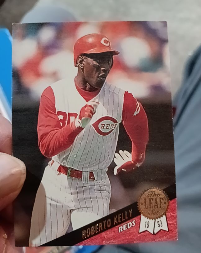 1993 Leaf #289 Roberto Kelly — front