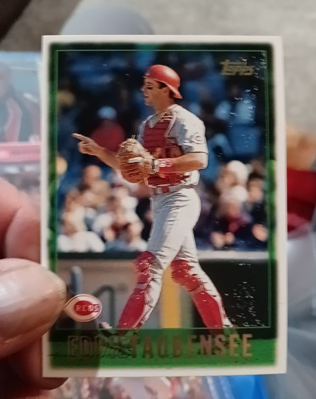 1997 Topps #326 Eddie Taubensee — front