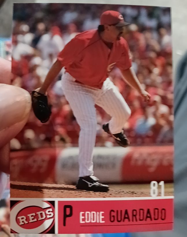 2006 Kahn's Cincinnati Reds #81 Eddie Guardado — front