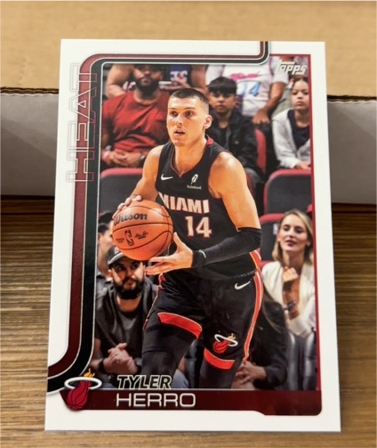 2025 Topps #14 Tyler Herro — front