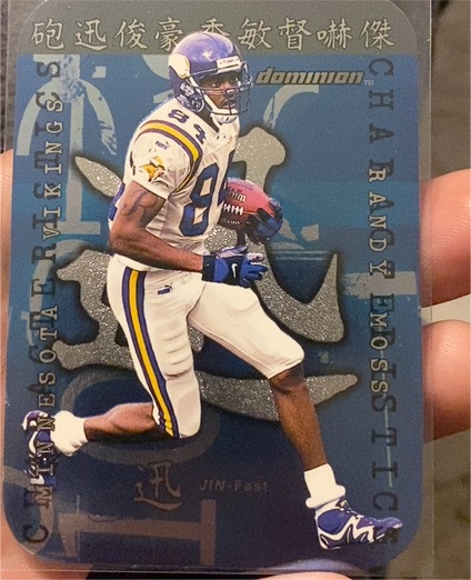 2000 SkyBox Dominion Characteristics #6 Randy Moss — front