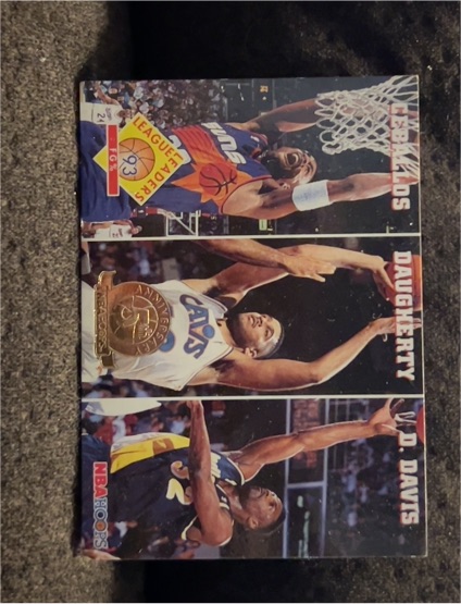 1993-94 Hoops #285 Ceballos/Daugherty/Davis — front