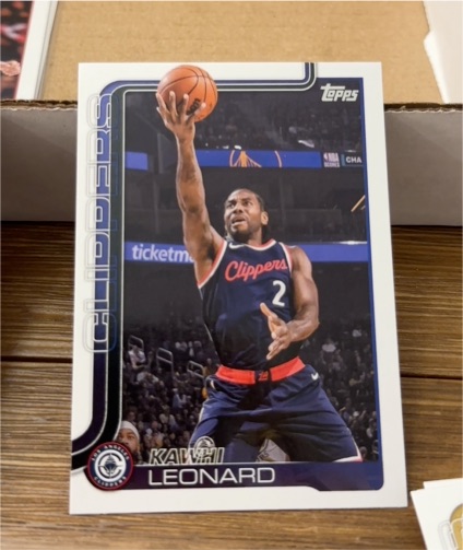 2025-26 Topps Basketball #142 Kawhi Leonard — front