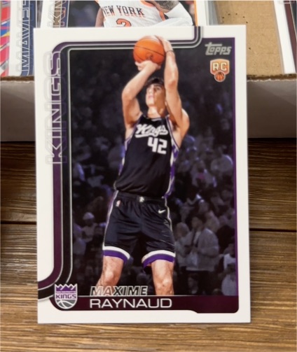 2025-26 Topps #243 Maxime Raynaud — front