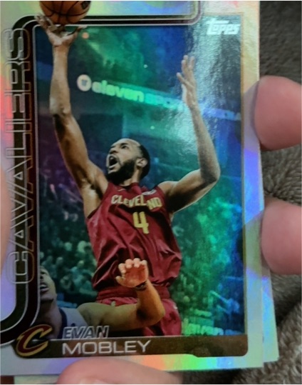 2025-26 Topps #82 Evan Mobley — front