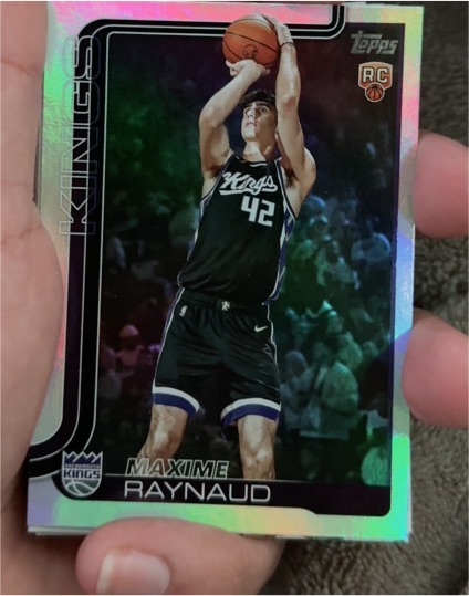2025-26 Topps #243 Maxime Raynaud — front