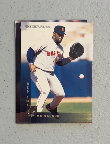 1997 Donruss #108 Mo Vaughn — front