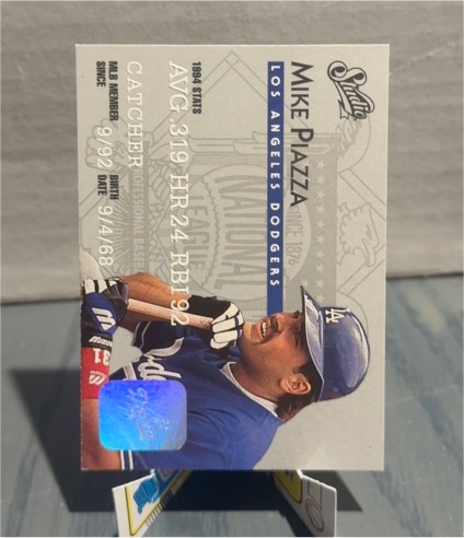 1995 Donruss Studio #4 Mike Piazza — front