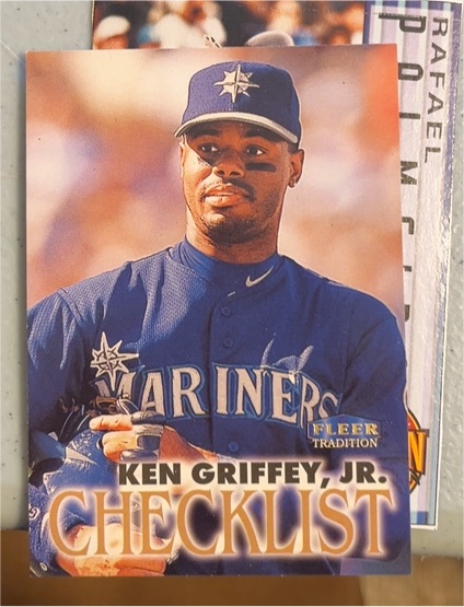 1998 Fleer Tradition #572 Ken Griffey Jr. — front