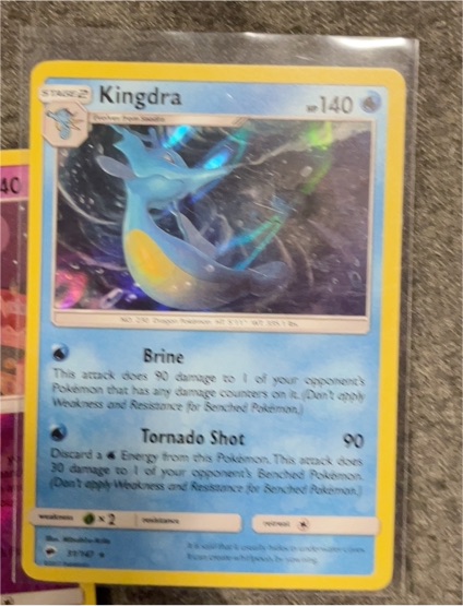 2017 Pokemon Burning Shadows #31 Kingdra — front