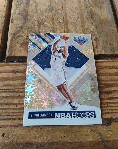2024-25 Panini NBA Hoops #290 Zion Williamson — front