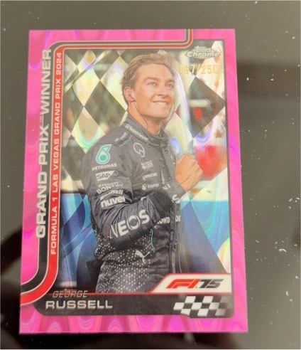 2025 Topps Chrome Formula 1 #114 George Russell Pink Raywave Refractor — front