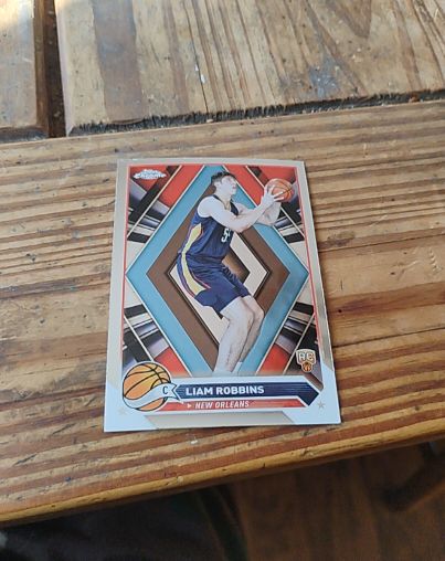 2023-24 Topps Chrome #174 Liam Robbins — front