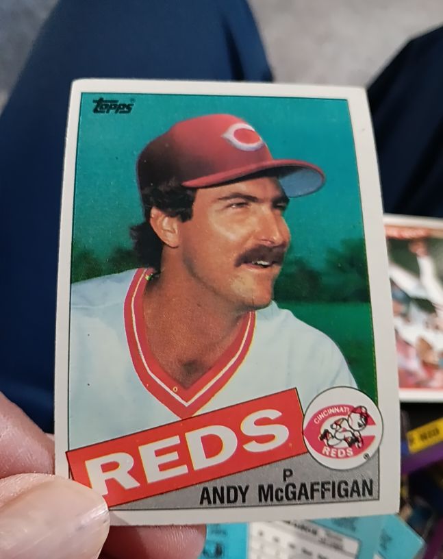 1985 Topps #323 Andy McGaffigan — front