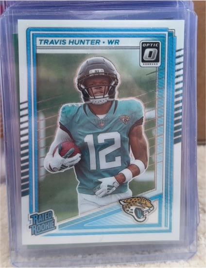 2025 Panini Donruss Optic #201 Travis Hunter — front