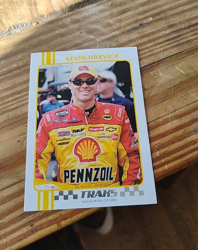 2007 Press Pass Traks #10 Kevin Harvick — front