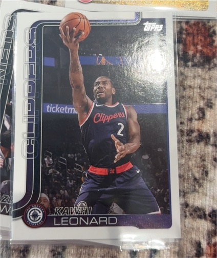 2025-26 Topps #142 Kawhi Leonard — front