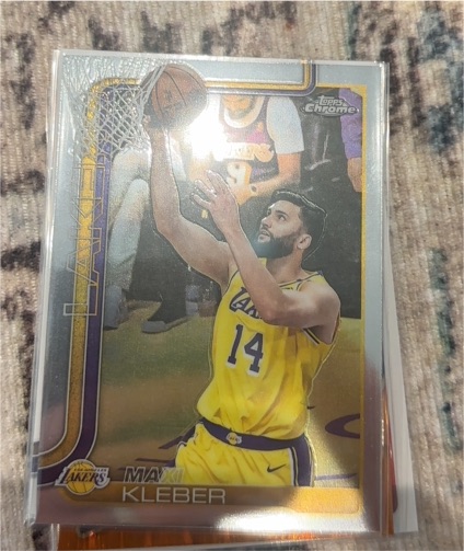2025-26 Topps Chrome #157 Maxi Kleber — front