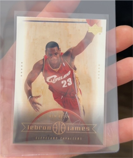 2003 Upper Deck LeBron James #25 On The Rise — front