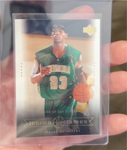 2003 Upper Deck #6 LeBron James Head Of The Class — front