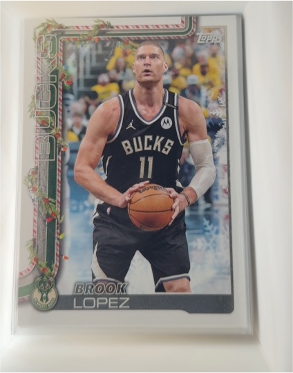2025-26 Topps Holiday #H47 Brook Lopez — front