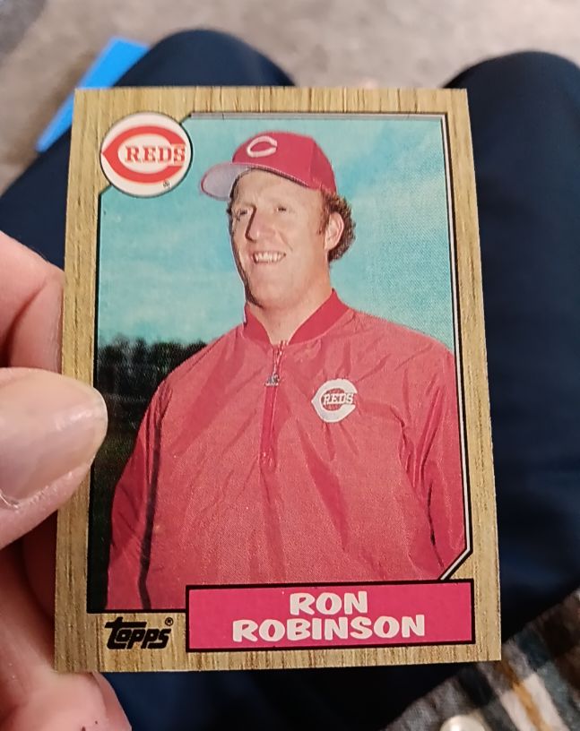 1987 Topps #119 Ron Robinson — front