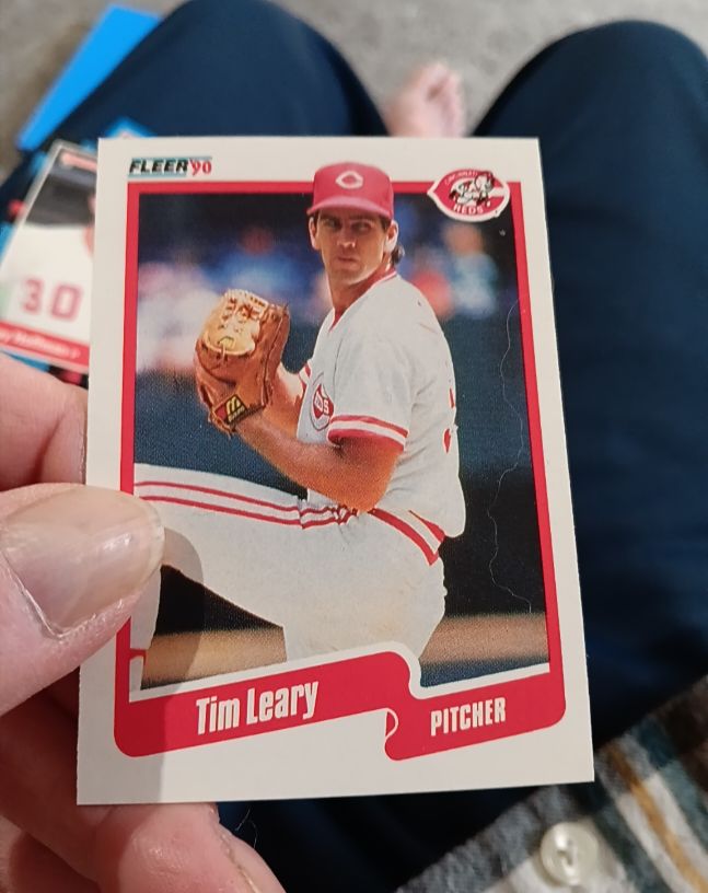 1990 Fleer #424 Tim Leary — front