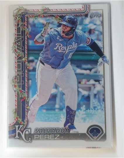 2025 Topps Holiday #H116 Salvador Perez — front