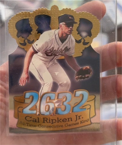1998 Pacific Crown #1 Cal Ripken Jr. 2632 Consecutive Games Die Cut — front