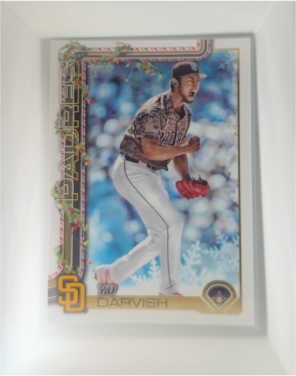 2025 Topps Holiday #H88 Yu Darvish — front