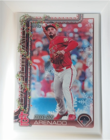 2025 Topps Holiday #H132 Nolan Arenado — front