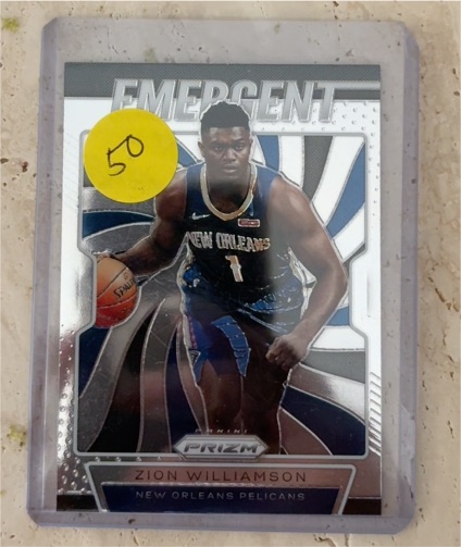2019-20 Panini Prizm Emergent #7 Zion Williamson — front