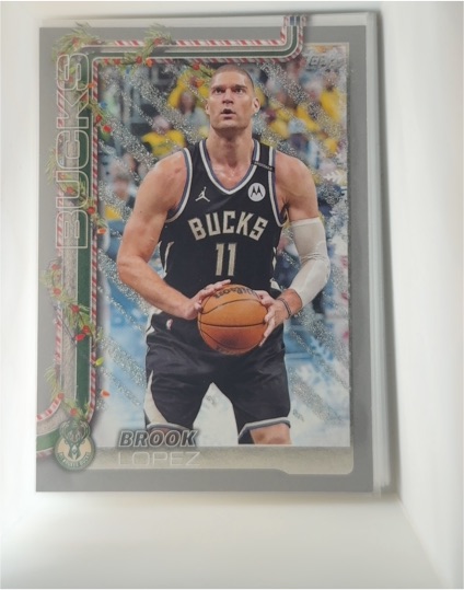 2025-26 Topps Holiday #H47 Brook Lopez — front