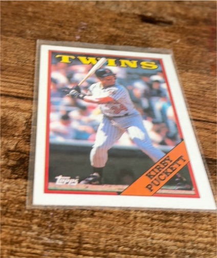 1988 Topps #120 Kirby Puckett — front
