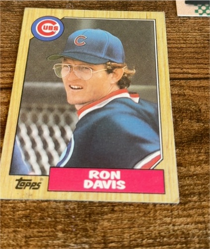 1987 Topps #383 Ron Davis — front