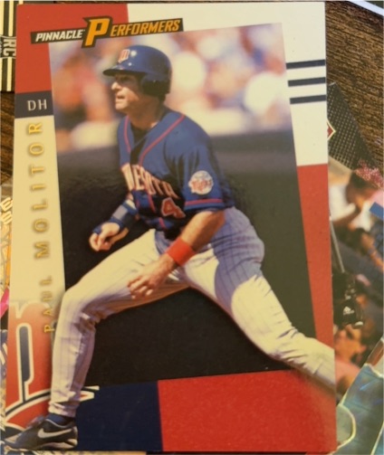 1998 Pinnacle Performers #33 Paul Molitor — front
