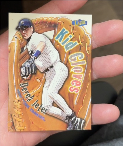 1998 Fleer Ultra #3KG Derek Jeter Kid Gloves — front