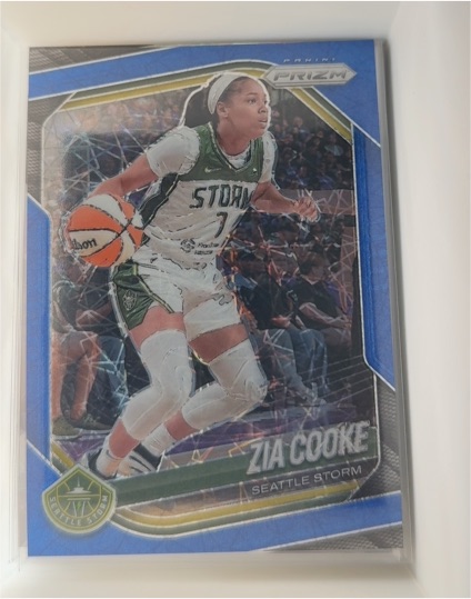 2025 Panini Prizm WNBA #110 Zia Cooke — front