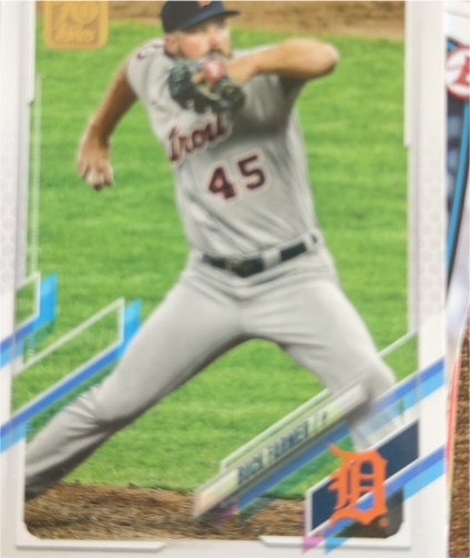 2021 Topps #158 Buck Farmer Detroit Tigers — front