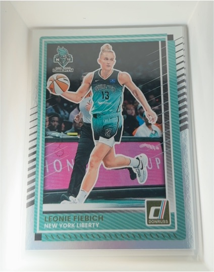 2025 Panini Donruss WNBA #7 Leonie Fiebich — front