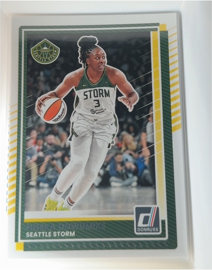 2025 Donruss WNBA #11 Nneka Ogwumike — front