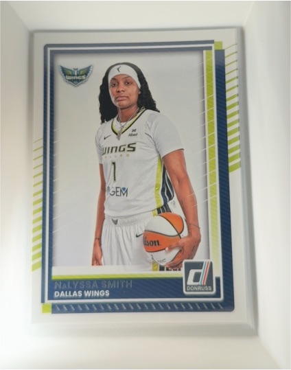 2025 Donruss WNBA #48 NaLyssa Smith — front