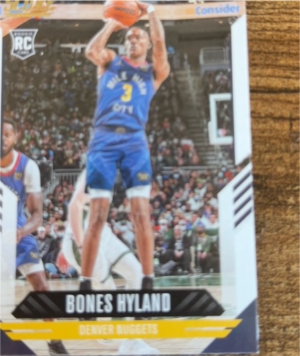 2021-22 Panini Chronicles Score #131 Bones Hyland — front