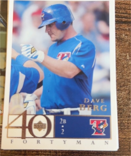 2003 Upper Deck 40-Man #77 Dave Berg — front