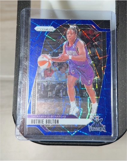 2024 Panini Prizm WNBA #15 Ruthie Bolton — front
