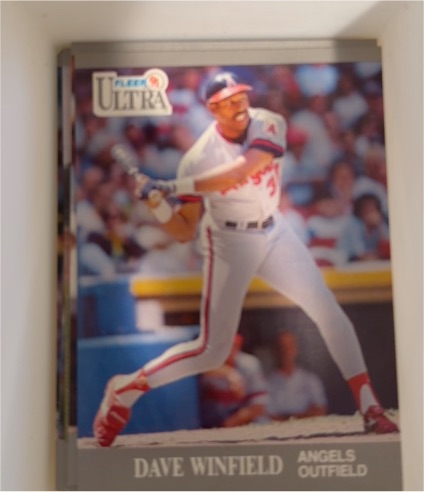 1991 Fleer Ultra #54 Dave Winfield — front